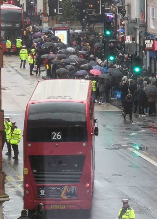 Teljes a közlekedési káosz Londonban: szinte teljesen leállt az egész metróhálózat a sztrájk miatt 6