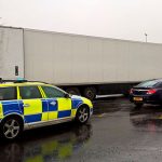 Magyar kamionos gázolt halálra egy motorost Angliában, mert rossz oldalon hajtott