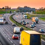 Forgalommal szemben próbált meg felhajtani az autópályára egy magyar nő Angliában