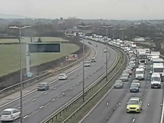 Horrorbaleset az M6-os autópályán Angliában: több jármű is elütött egy gyalogost Horrorbaleset az M6-os autópályán Angliában: több jármű is elütött egy gyalogost