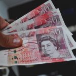 Mennyi pénzt tudnak félretenni az Angliában dolgozó magyarok