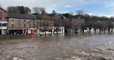 Havazás és áradások jöhetnek: drasztikusan lehűl az idő Nagy-Britanniában a Chandra vihar után