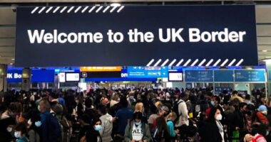Döbbenetes mennyiségű külföldi bevándorló és migráns érkezett Nagy-Britanniába – közzétették a friss migrációs adatokat