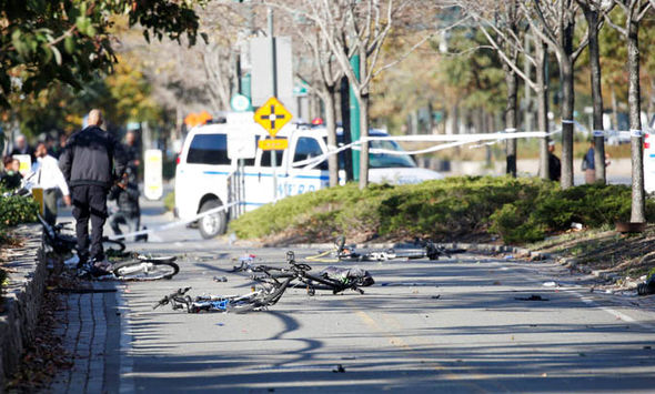 Újabb terrortámadás Amerika "szívében": 8 halott és 11 sérült 9