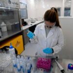 Jó hírek a Nagy-Britanniában készülő koronavírus oltással kapcsolatban