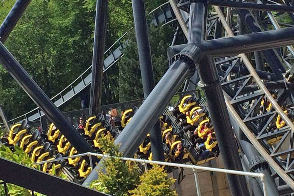 PAY-The-smiler-crash-at-Alton-Towers