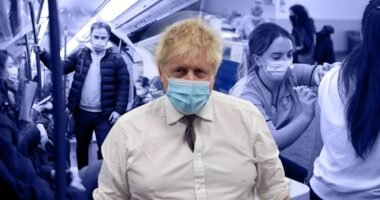 Boris Johnson mai bejelentése: véget érnek a B terv Covid korlátozásai Angliában