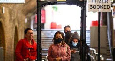 Hétfőtől újabb könnyítés jön azoknak, akik be vannak oltva Angliában