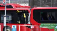 Súlyos buszbaleset London belvárosában: 1 halott és legalább 3 sérült 2