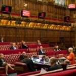 Hatalmasat bukott Boris Johnson nemzetközi törvényt sértő terve a parlamentben