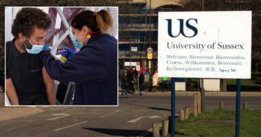  £5000-ot (2 millió Ft) ad egy angliai egyetem a tanulóinak, ha beoltatják magukat