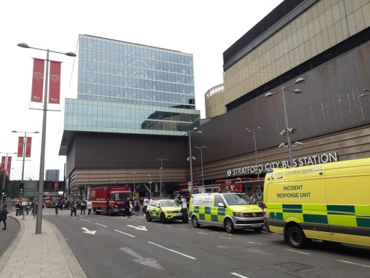 Tűz ütött ki London legnagyobb bevásárlóközpontjában a Westfieldben: mindenkit evakuáltak 4