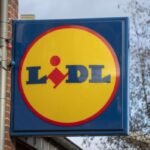 A Lidl válik a legjobban fizető szupermarketté Nagy-Britanniában: jócskán emelik a dolgozók minimum bérét