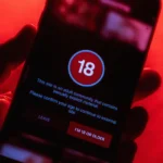 November 6-tól betiltják a pornó bizonyos formáit Nagy-Britanniában: büntethető lesz a birtoklása és terjesztése