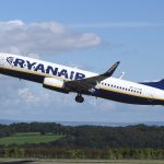 Minden eddiginél olcsóbb jegyárak jönnek a Ryanair-nél, ha a britek maradnak az EU-ban