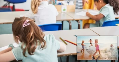 Pénzbírságot fognak kapni a szülők, ha a gyerekeik lógnak a suliból, túl sokat nyaralnak vagy túl sokat hiányoznak Angliában