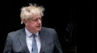 Teljesen eltávolítják Boris Johnsont a kormányból, miközben ő "még mindig úgy gondolja, hogy folytatná, és meg tudná nyerni a választásokat" 2
