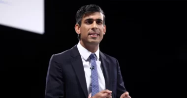 Rishi Sunak pénzbírságot akar bevezetni mindenkinek, aki a háziorvosi és kórházi időpontokon nem jelenik meg