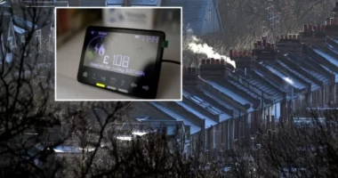 Újabb változtatás lép érvénybe az energia árplafon kapcsán Nagy-Britanniában, ami miatt még gyakrabban fog emelkedni a számlánk