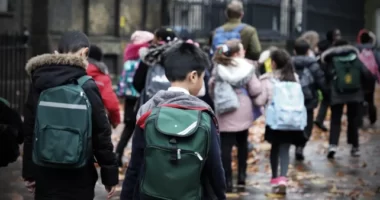 200 ezer gyerek kerülhet mélyszegénységbe Angliában, ha a kormány nem emeli a támogatásokat