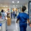 Magányosan, magukra hagyva hal meg egyre több beteg az NHS kórházaiban, akkora a munkaerőhiány 10
