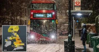 Hatalmas havazás és ónos eső az Egyesült Királyságban - fennakadások a közutakon és több repülőtér is megbénult