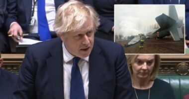 Boris Johnson közzétette az Oroszország elleni szankciókat, eközben újabb fejlemények mára az orosz-ukrán háború alakulását illetően