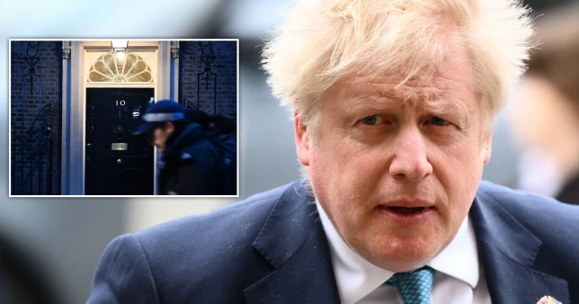 "Boris Johnsonnak távoznia kell, ha büntetést kapott a Lockdown bulik miatt" 1