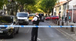 Macsétával támadta meg az embereket a nyílt utcán egy férfi Angliában, Liverpool városában – többen megsebesültek 5