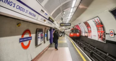 Megbénulhat a tömegközlekedés, egy egész héten át tartó metrósztrájk lesz Londonban