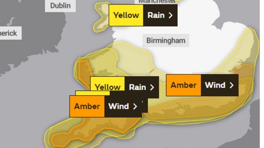 A Ciaran vihar elérte Nagy-Britannia partjait: már 2. szintű „emberi életre is veszélyes” viharjelzés van érvényben az ország déli területein 5