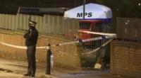 Egy nőt megöltek két másik ember pedig kórházban, miután lövöldözés volt Londonban 2
