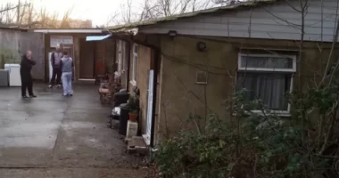 Óriási összegre büntették az egyik aljas landlordot Londonban, aki még a fészerből is tömegszállást csinált és borzasztó körülményeket biztosított az albérlők számára