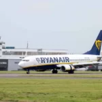 Kényszerleszállást kellett végrehajtania a Ryanair egyik londoni járatának „technikai problémák” miatt