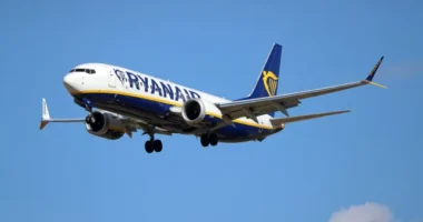 Több száz métert zuhant néhány másodperc alatt a Ryanair egyik Londonba tartó járata
