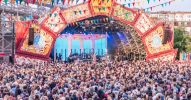 Több mint 20 tinédzser kapott kábítószer túladagolást egy angliai fesztiválon - egy lány bele is halt