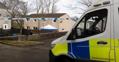 3 rejtélyes haláleset Nagy-Britanniában - 1 személy testét a tengerparton Cornwallban, 1 kislány és egy férfi holttestét pedig egy skóciai házban találták meg