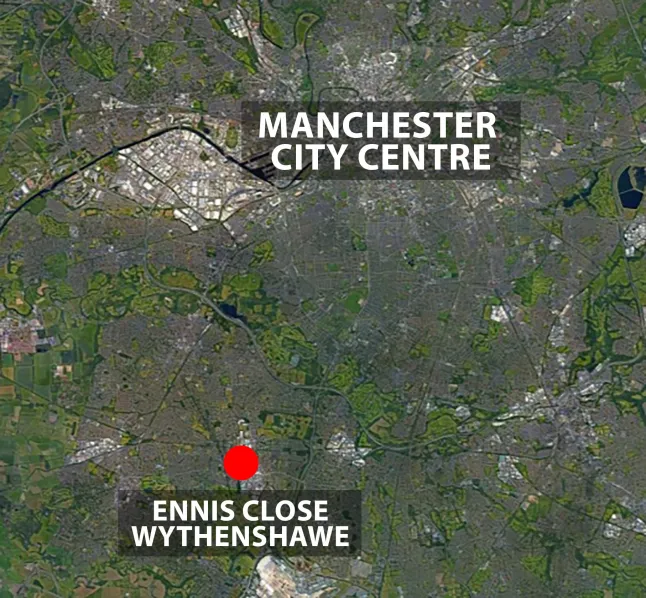 Hatalmas tűz ütött ki Manchesterben - többen attól tartottak "támadás érte a várost", akkora lángok csaptak fel