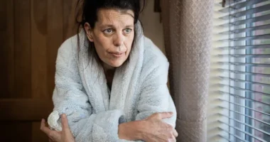 Halálos méhnyakrákot diagnosztizáltak egy háromgyermekes anyánál Nagy-Britanniában, miután az NHS-nél egy éven át félrediagnosztizálták a tüneteit