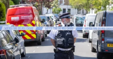 Felgyújtották a brit miniszterelnök házát