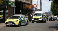 Fiatal nőt késeltek halálra a nyílt utcán Londonban, Croydon egyik forgalmas sétálóutcáján