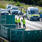 Súlyos autóbaleset Angliában az M4-en: egy nő meghalt 9 sérült, a baleset okozója elhajtott