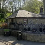 Szörnyű baleset Angliában: meghalt egy 4 éves kisfiú, miután ráborult egy sírkő Lancashire-ben