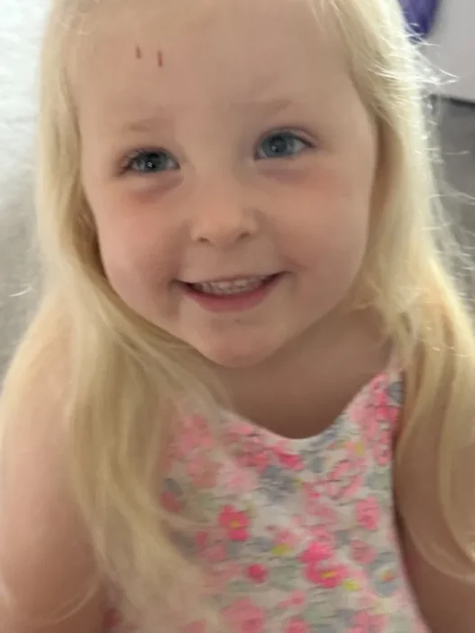 2 méteres kígyót talált a kislánya gyerekszobájában egy anyuka Angliában