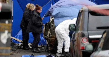 Holttestet találtak egy kiégett autóban egy vidámpark mellett Nagy-Britanniában, Porthcawl-ban