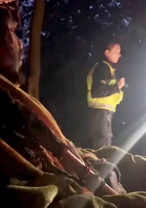 Egy afrikai törzs "területet foglalt vissza" magának Nagy-Britanniában, Skócia erdeiben - áll a bál, a helyiek egyre agresszívebbek