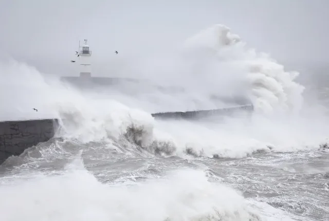 Egész Angliára vonatkozó időjárási figyelmeztetést adott ki a Met Office vasárnaptól