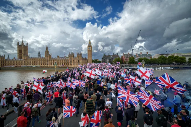 4000 plusz rendőrt vezényeltek ki London belvárosába: hatalmas tüntetés, többeket már letartóztattak és még el sem kezdődött