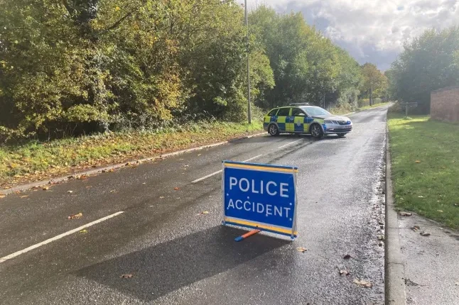 A rendőrök lőttek mellkason egy férfit Angliában