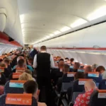 „Mellette ültem a gépen, amikor meghalt” – megszólalt a londoni easyJet-járat utasa, aki látta, mi történt valójában